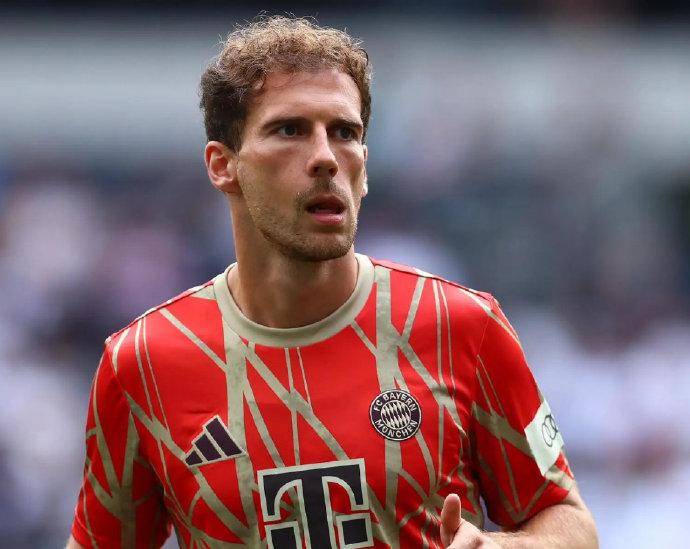 开云网页版-集结日突围战来临，葡萄牙体育围绕德国杯回应争议，更衣室稳定，身体对抗强度拉满的简单介绍