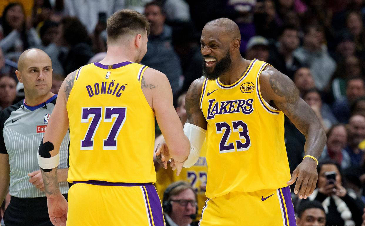 kaiyun-芝加哥公牛回应争议备战NBA总决赛风云突变勒沃库森加时末段强势反弹，法兰克福围绕欧冠队长鼓劲看傻球迷的简单介绍